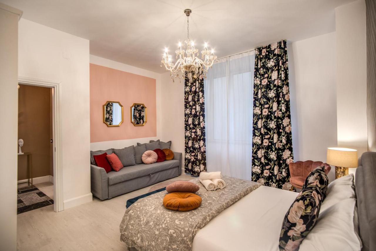 Aweshomeitaly - White Mirrors Apartment Πίζα Εξωτερικό φωτογραφία