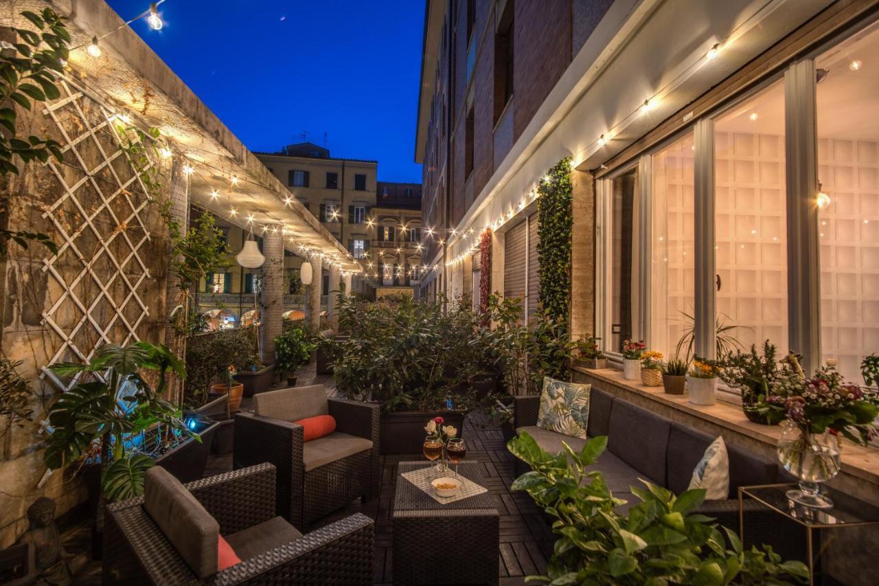 Aweshomeitaly - White Mirrors Apartment Πίζα Εξωτερικό φωτογραφία